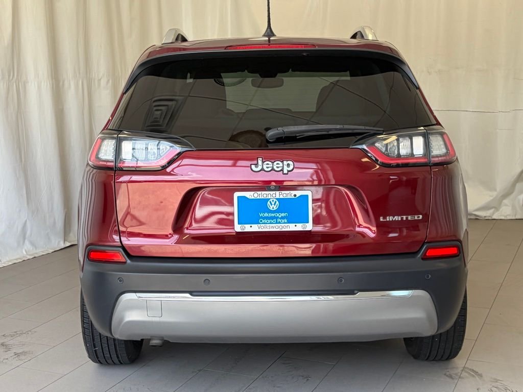 Used 2020 Velvet Jeep Limited image 6