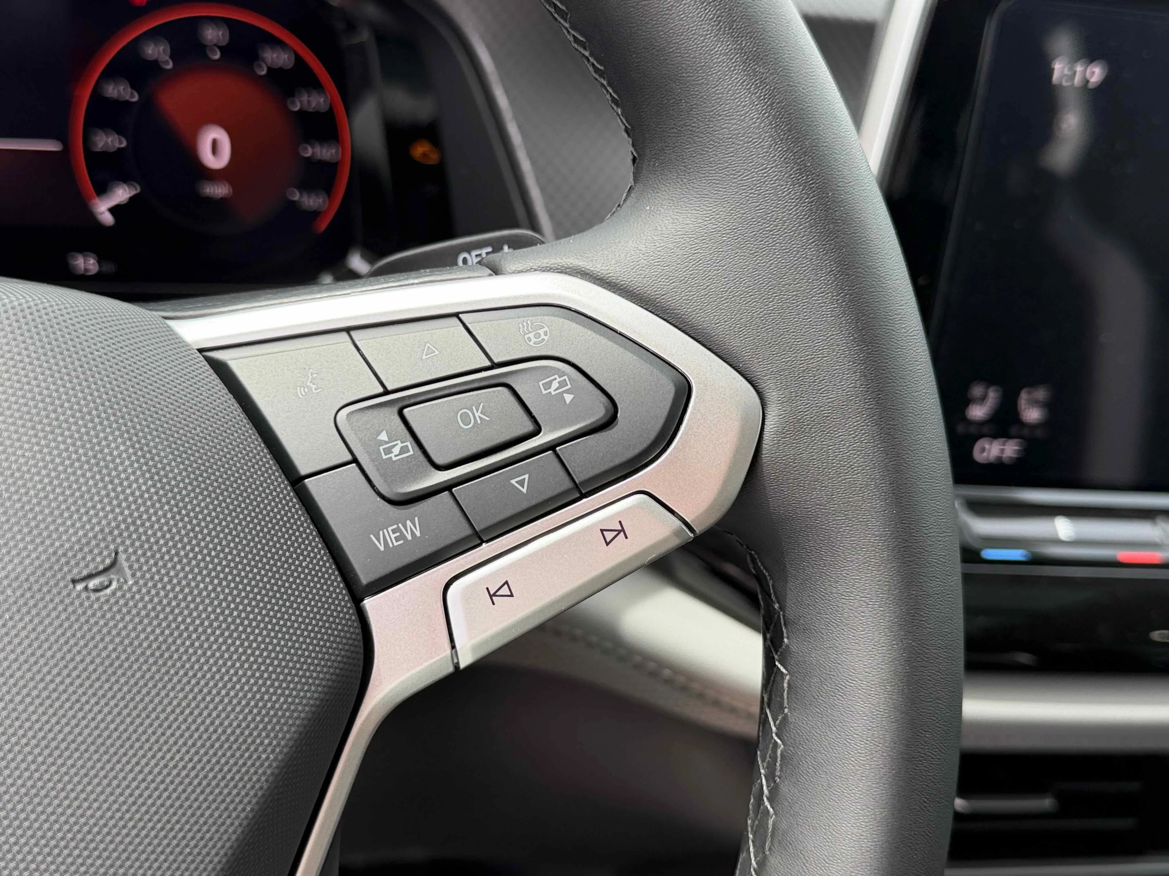 New 2026 Pearl Volkswagen 2.0T Peak Edition image 19