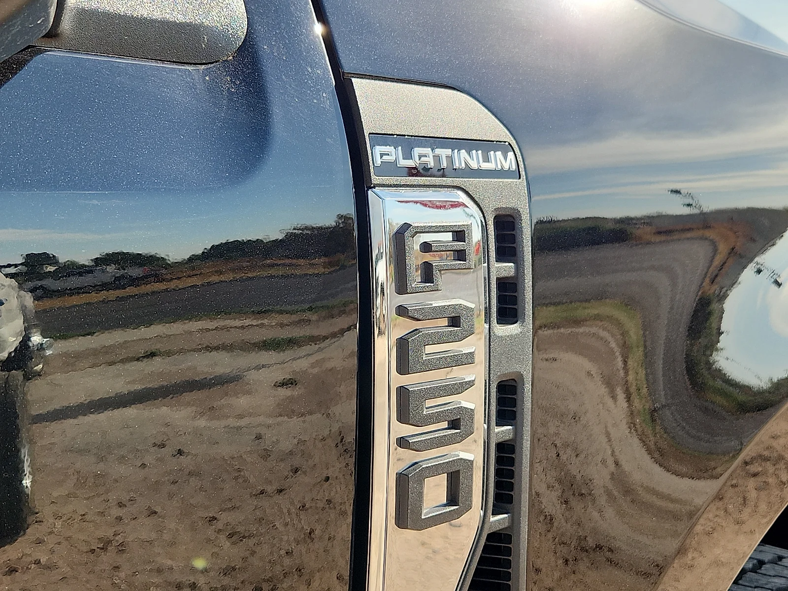 New 2026 Agate Black Metallic Ford Platinum image 10