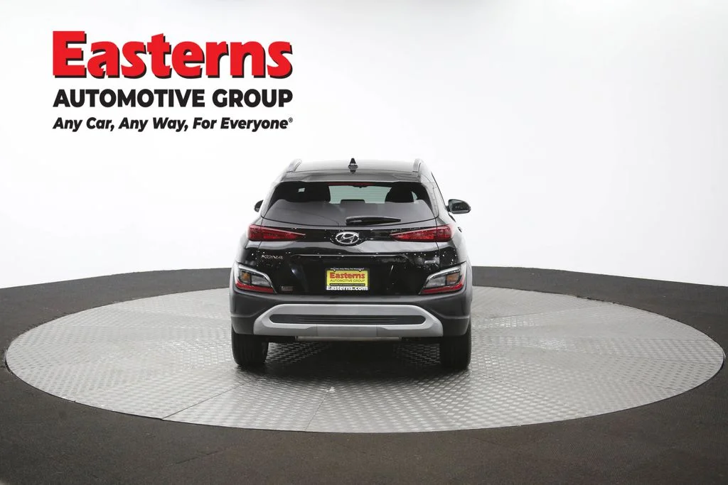 Used 2022 Black Hyundai SEL image 38
