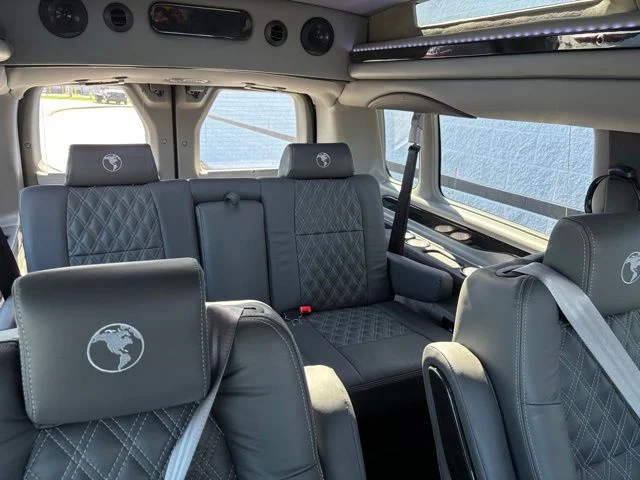 New 2026 Black Ford Explorer Limited SE image 40