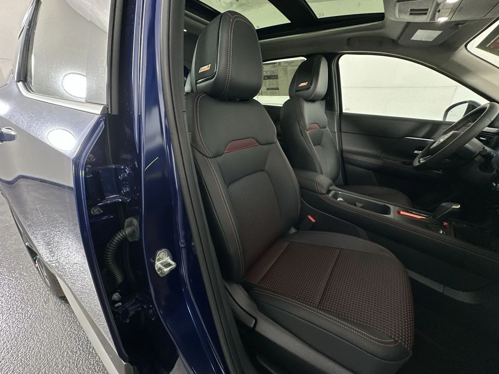 New 2026 Deep Blue Pearl Nissan SR image 27