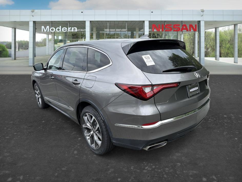 Used 2023 Liquid Carbon Metallic Acura w/Technology Package image 3