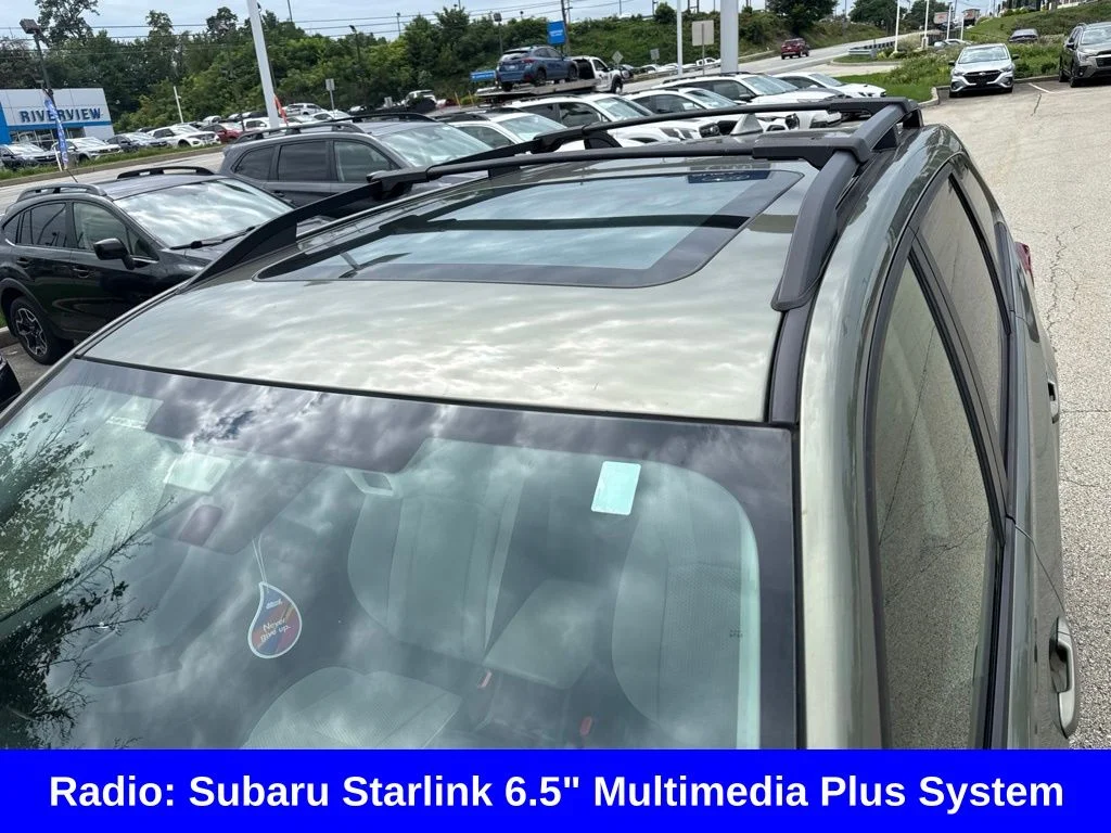 Used 2020 Green Subaru Premium image 10