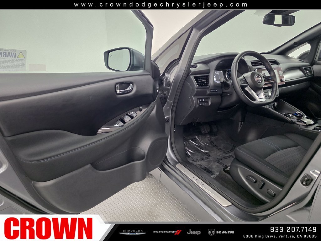 Used 2025 Gray Nissan SV Plus image 23
