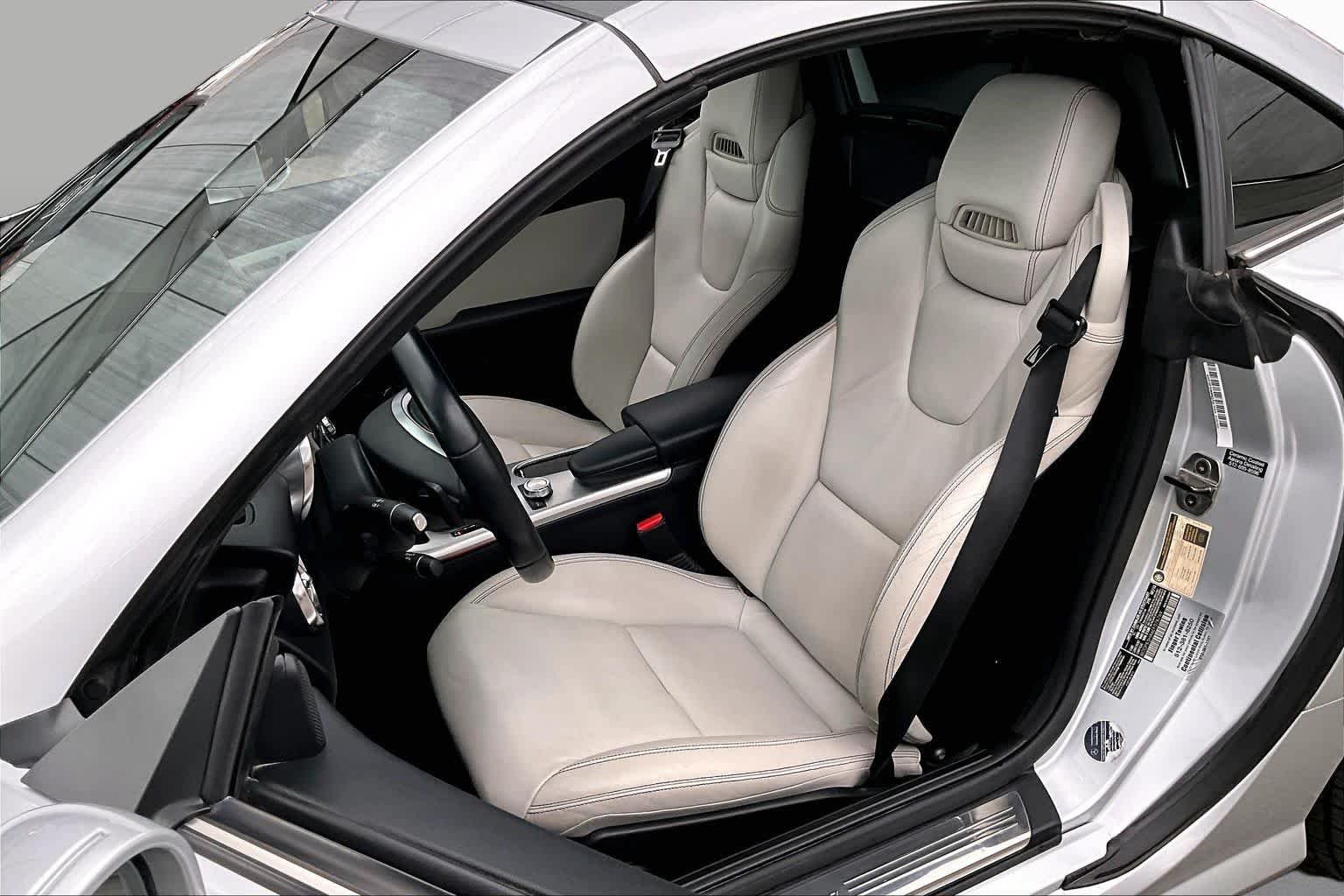 Used 2014 Iridium Silver Metallic Mercedes-Benz SLK 350 image 8