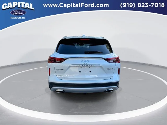 Used 2024 White INFINITI Autograph image 7