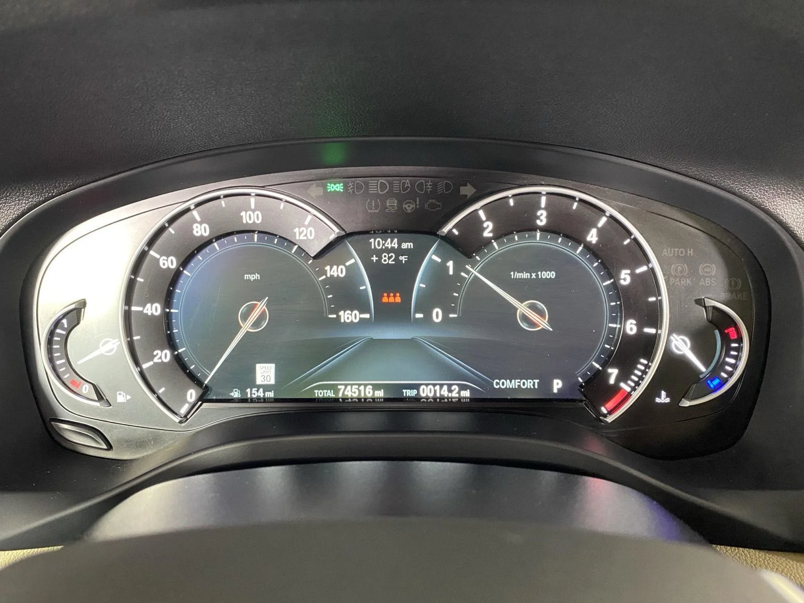 Used 2018 Alpine White BMW xDrive30i image 25