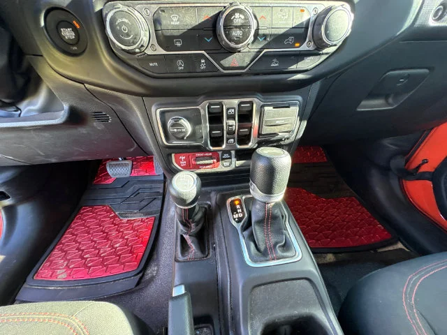 Used 2023 Orange Jeep Rubicon image 12