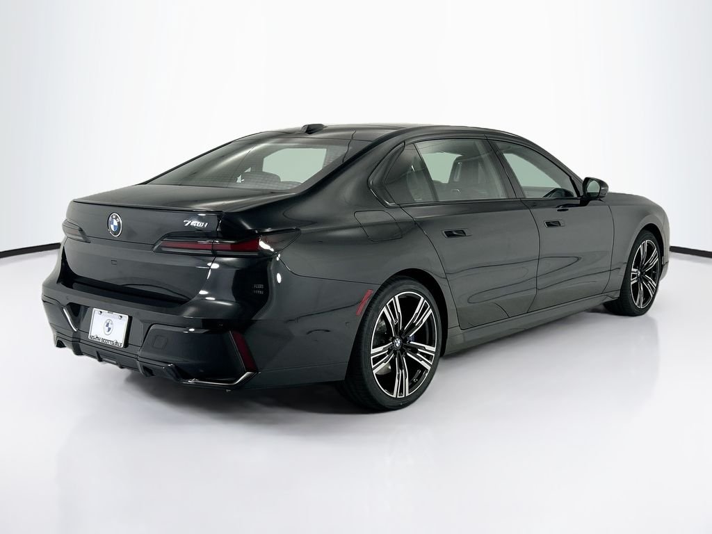 New 2026 Black Sapphire Metallic BMW 740i image 5