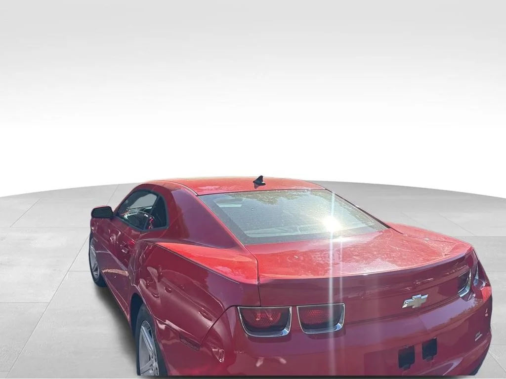 Used 2012 Red Chevrolet 1LT image 16