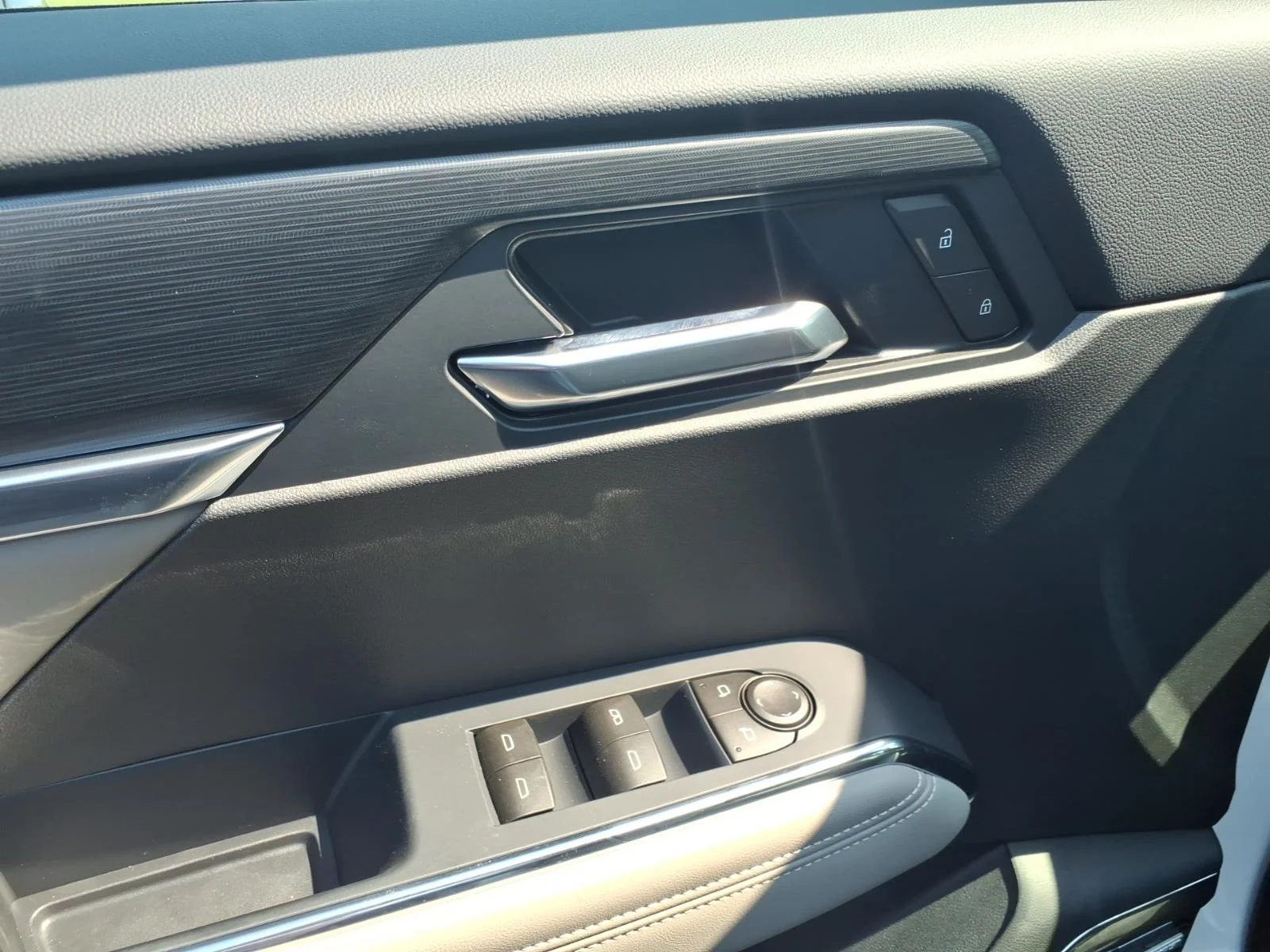 2026 GMC Acadia Elevation - Photo 13