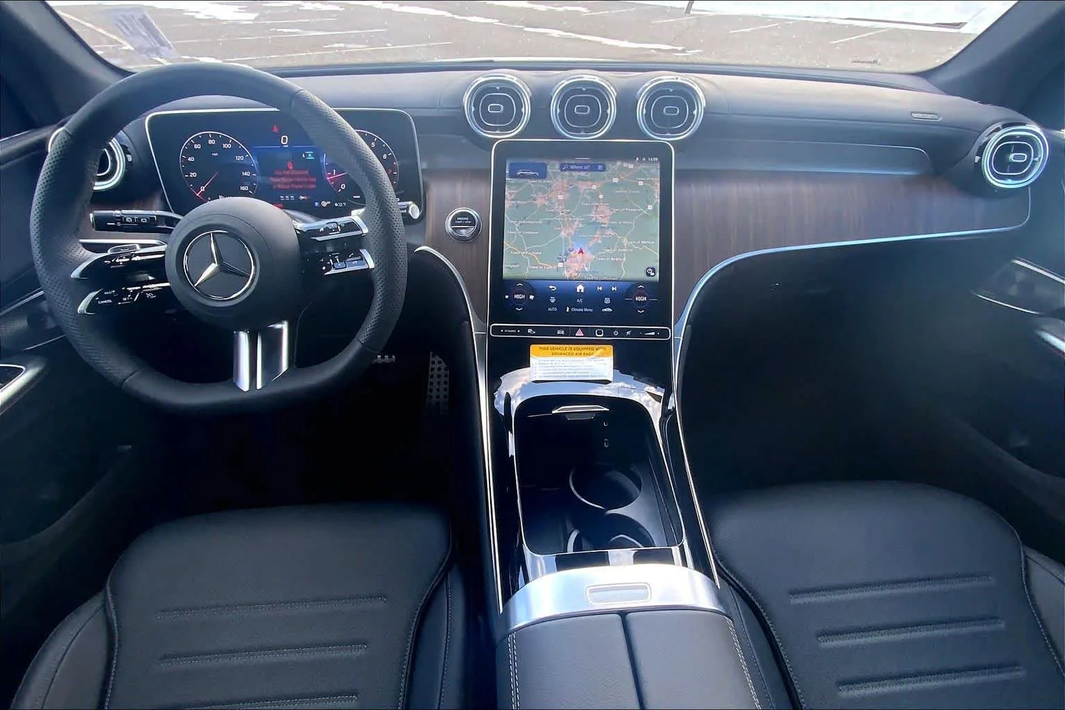 New 2026 Polar White Mercedes-Benz GLC 300 image 8