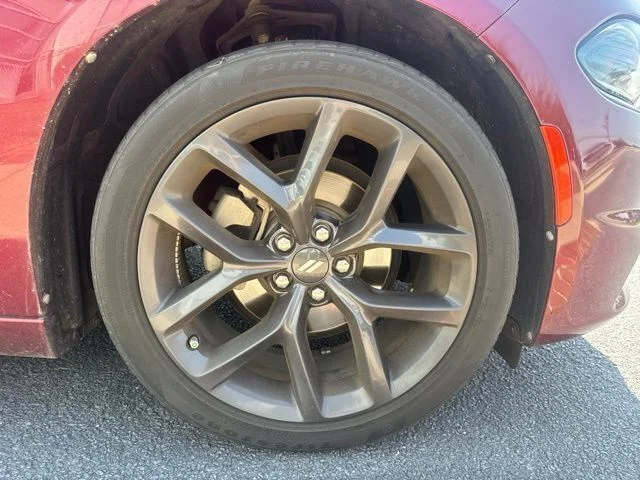 Used 2023 Red Dodge SXT image 4