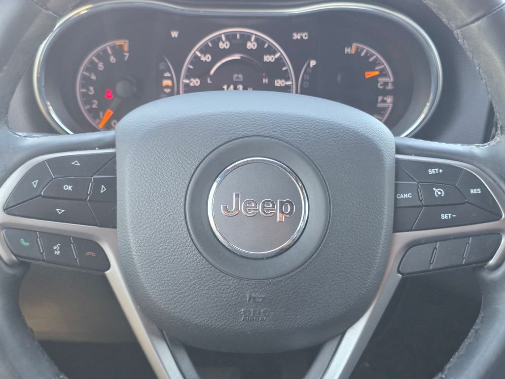 Certified Used 2020 White Jeep Limited image 34