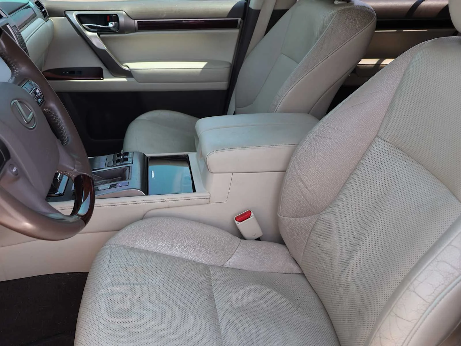 Used 2016 Nebula Gray Pearl Lexus  image 13
