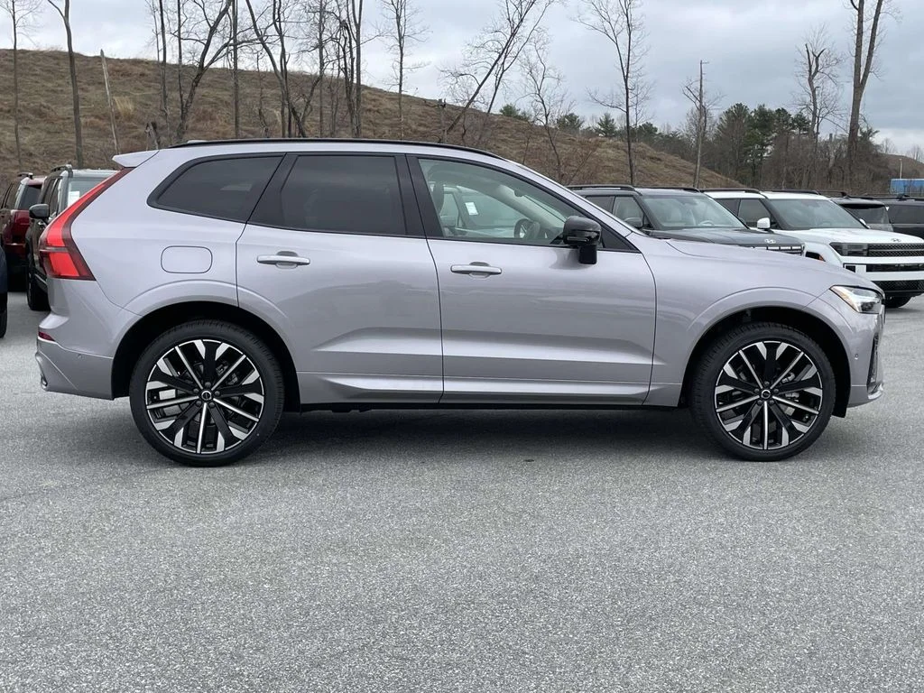 New 2026 Aurora Silver Volvo Ultra image 25