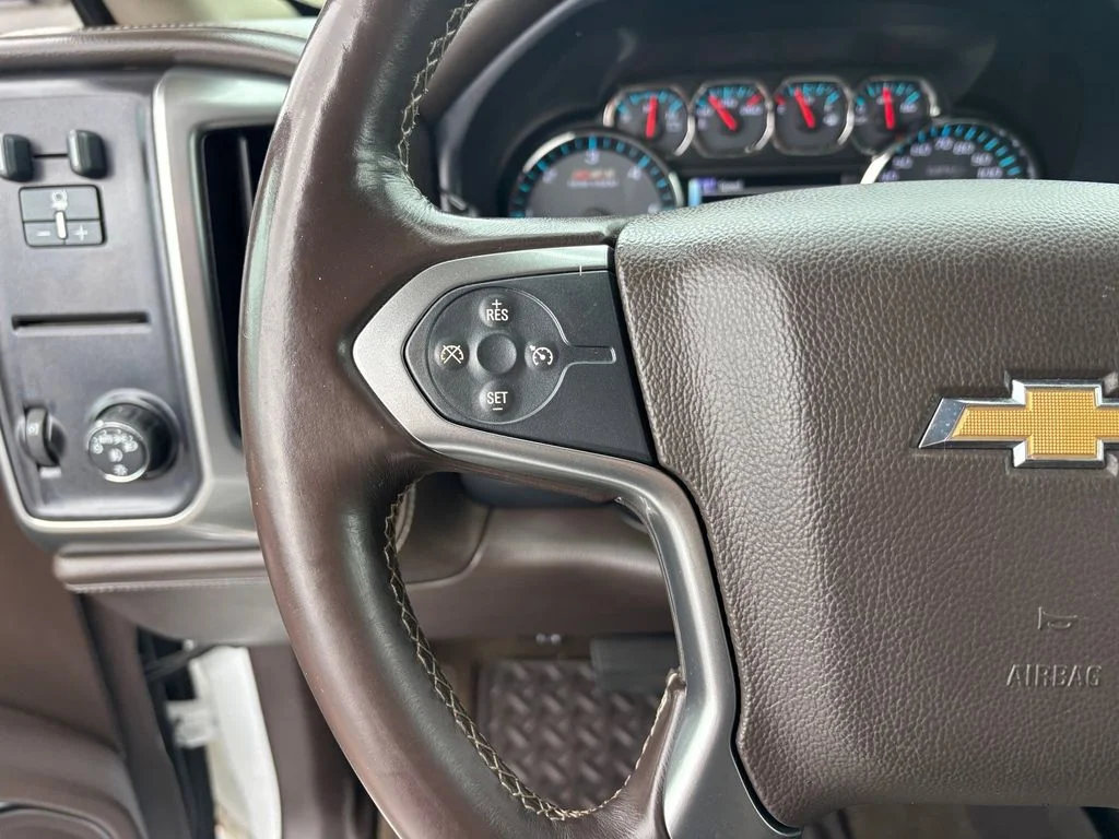 Used 2015 White Chevrolet LTZ image 14