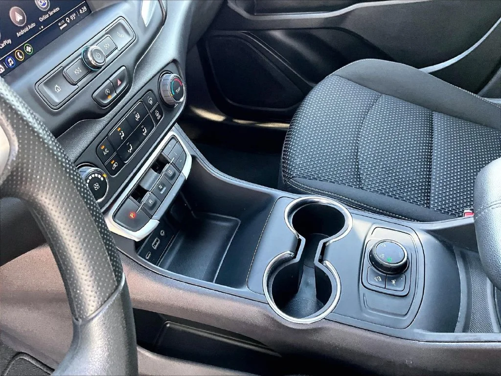 Used 2024 Black GMC SLE image 20