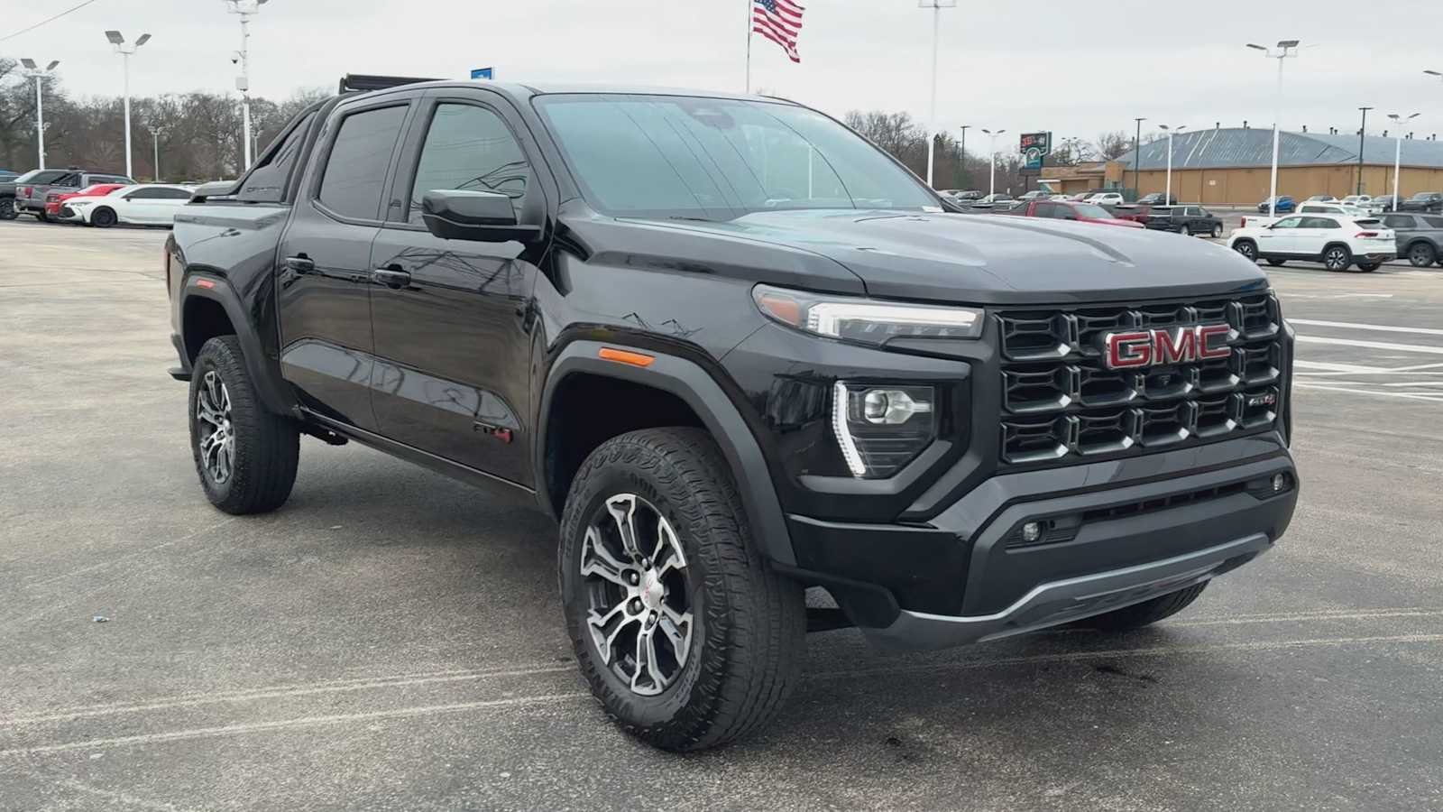 2023 GMC Canyon AT4 - Photo 8