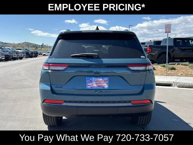 Used 2026 Blue Jeep Limited image 4