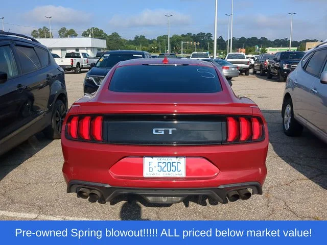 Used 2021 Red Ford GT Premium image 3