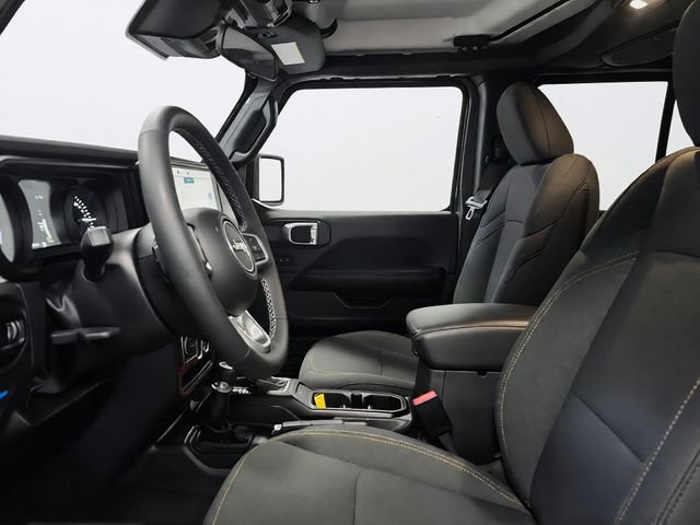Used 2025 Gray Jeep Sahara 4xe image 15
