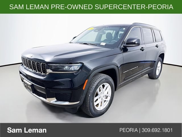 Used 2024 Black Jeep Laredo image 3