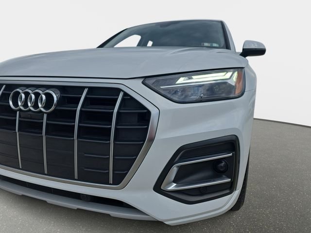 Used 2022 White Audi 40 Premium Plus image 34
