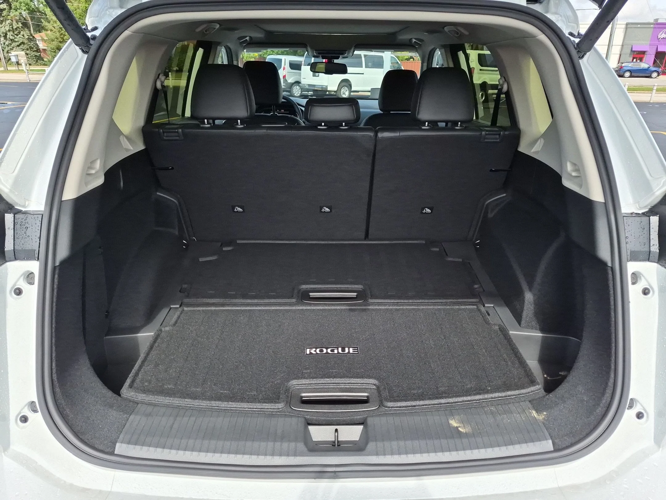 New 2026 Everest White Pearl TriCoat Nissan Platinum image 28