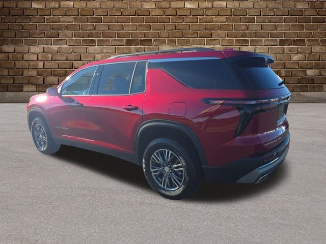 2025 Chevrolet Traverse photo 3