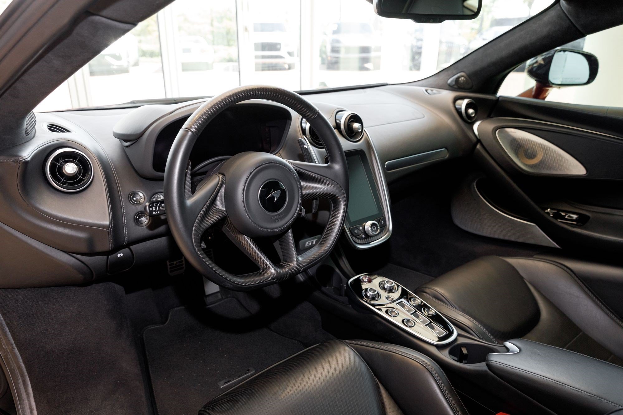 Used 2023 Red Metallic McLaren  image 23