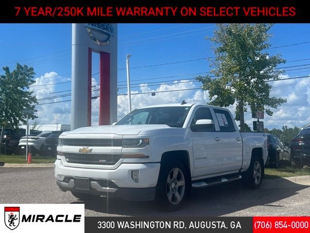 Used 2018 White Chevrolet LT image 1