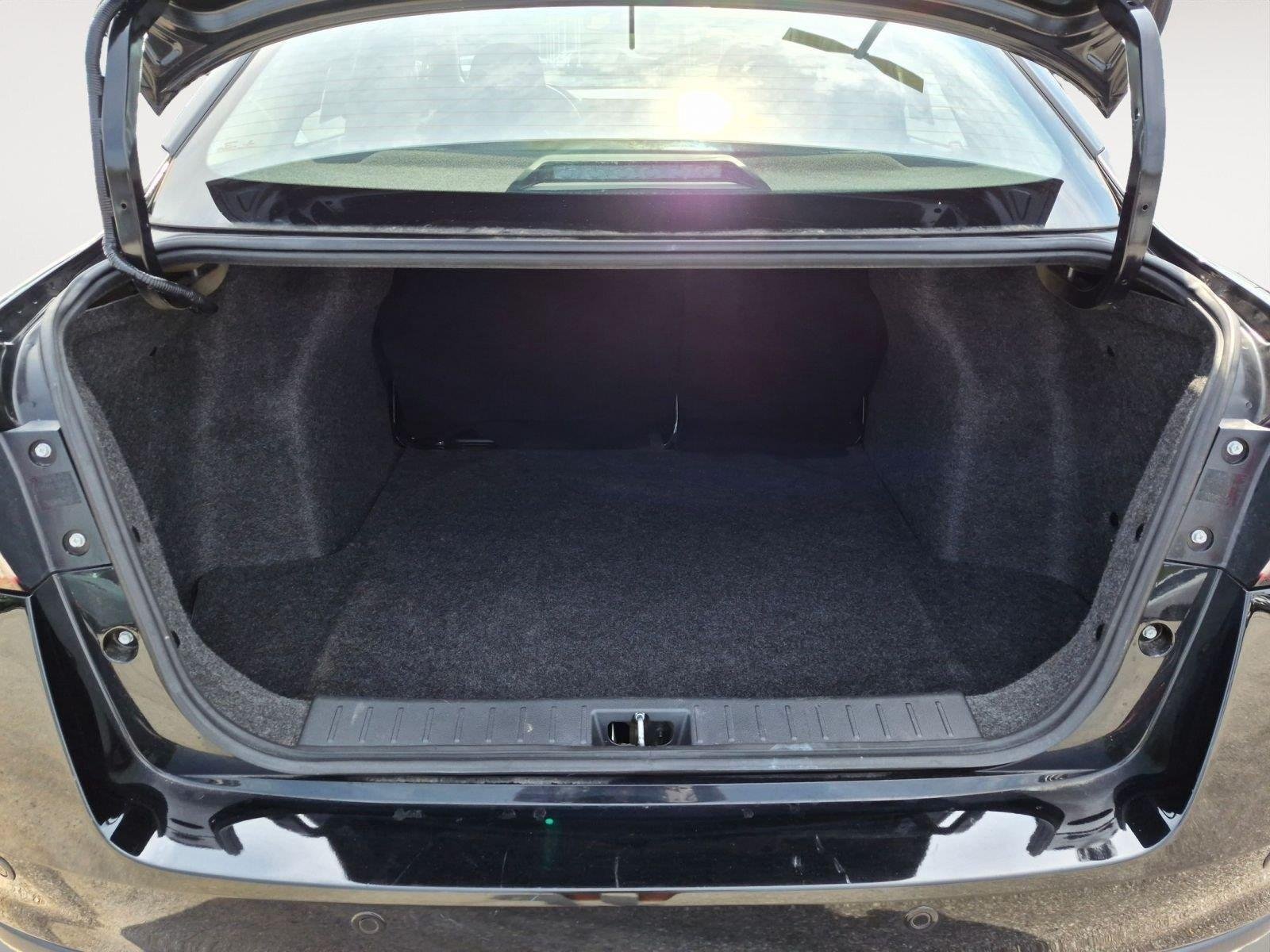 Used 2022 Super Black Nissan S image 18