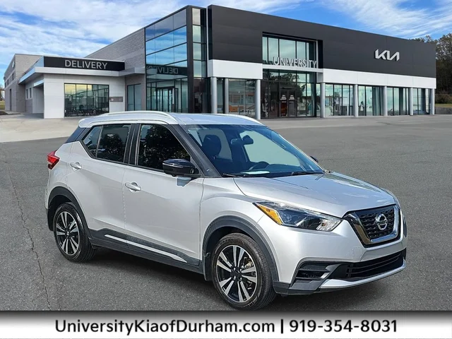 2019 Nissan Kicks SR