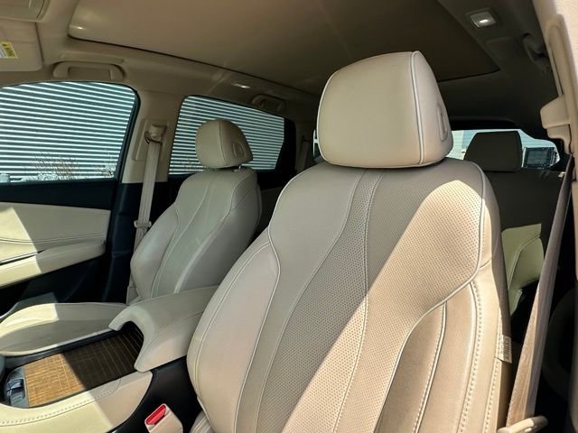 Used 2021 White Acura Advance Package image 23