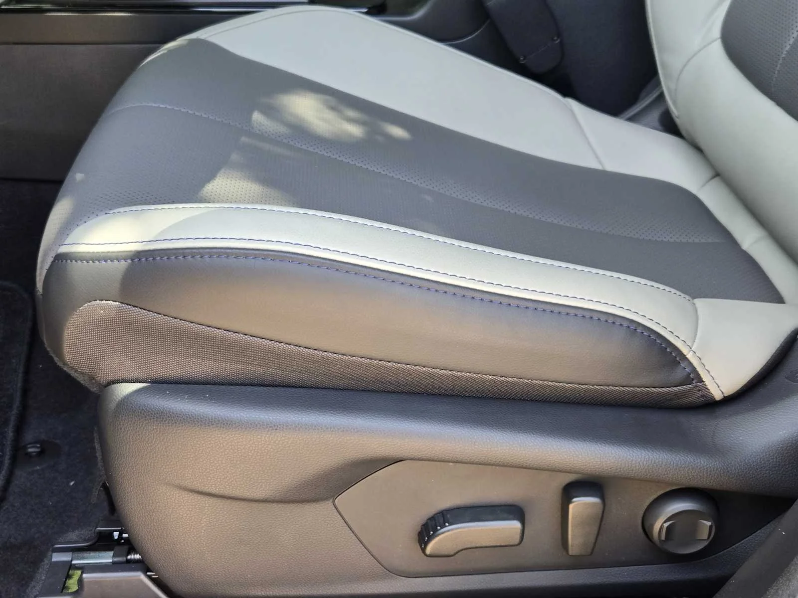 New 2026 MAGNETITE GRAY METALLIC Subaru Limited image 16