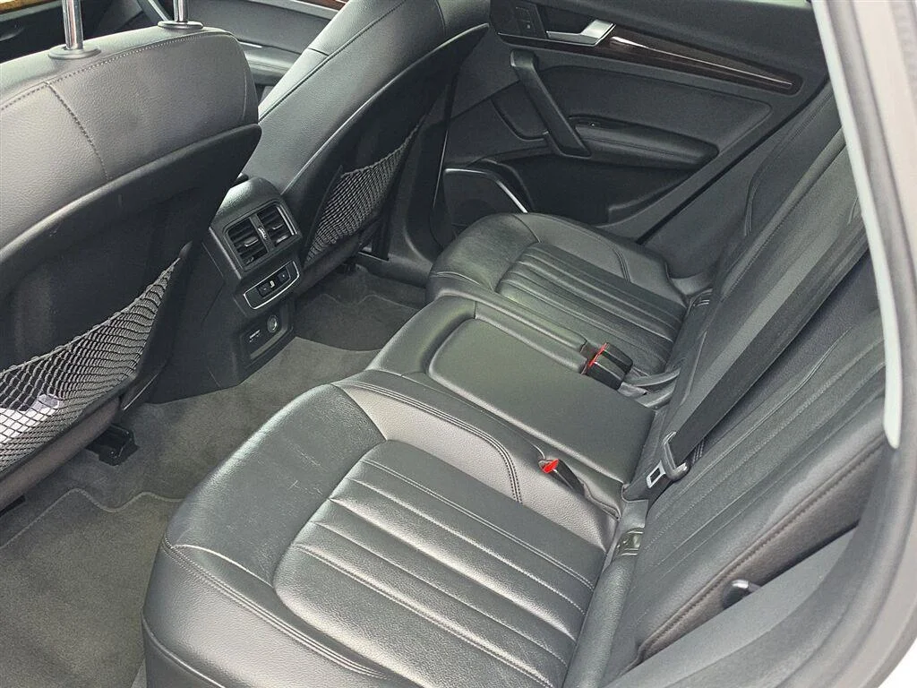 Used 2020 Ibis White Audi Premium Plus image 8