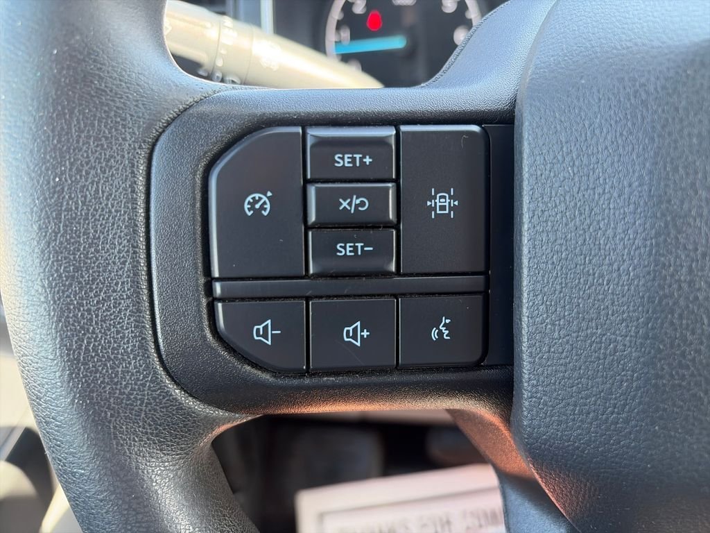 Used 2021 White Ford XL image 30