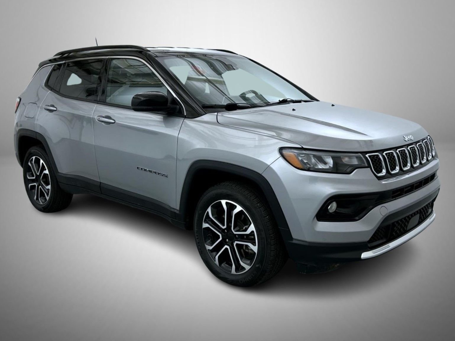 Certified Used 2023 Silver Jeep Limited image 3