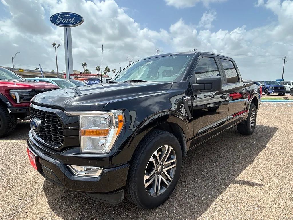 Used 2022 Black Ford XL image 3