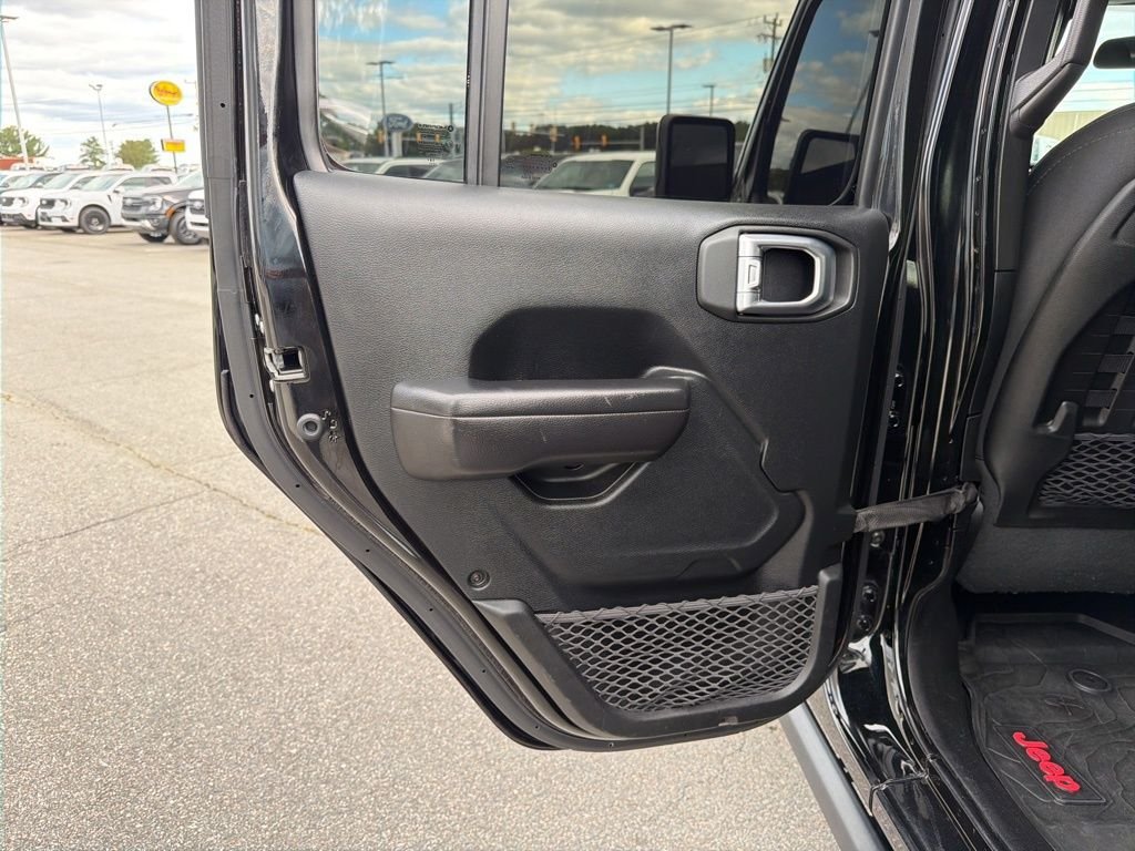 Used 2020 Black Clearcoat Jeep Unlimited Rubicon image 15