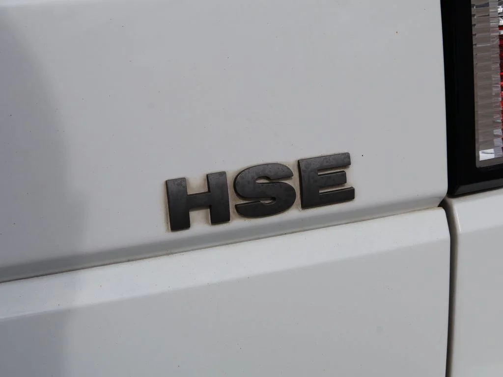 Used 2012  Land Rover HSE image 9