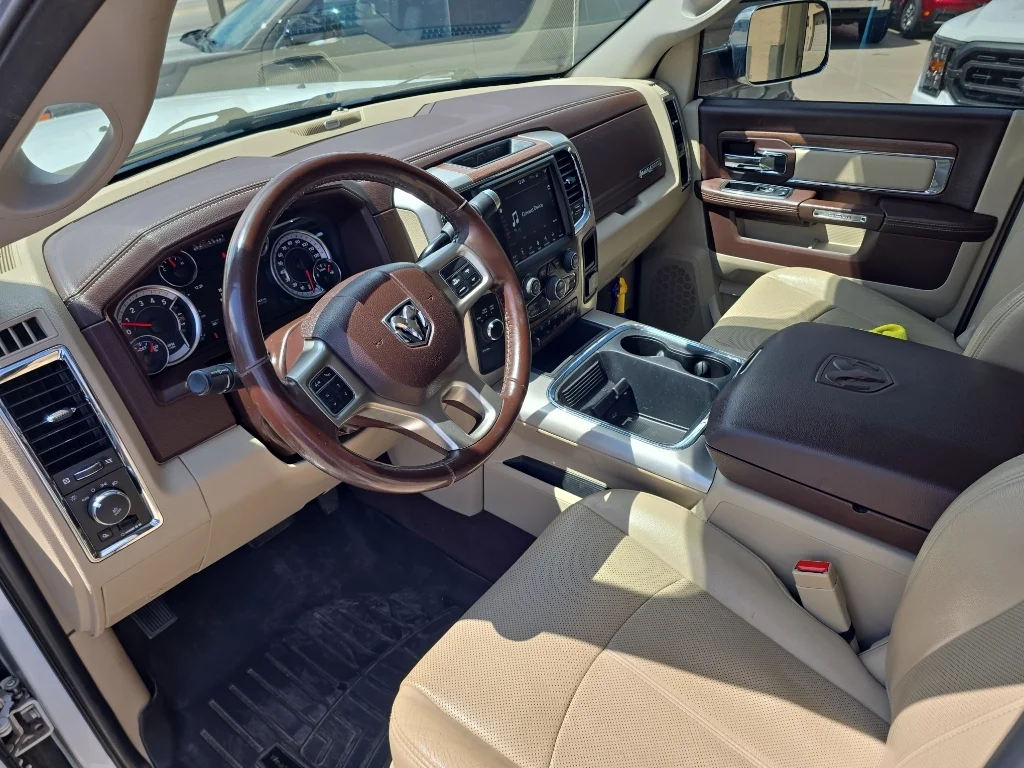 Used 2018 White Ram Laramie image 9