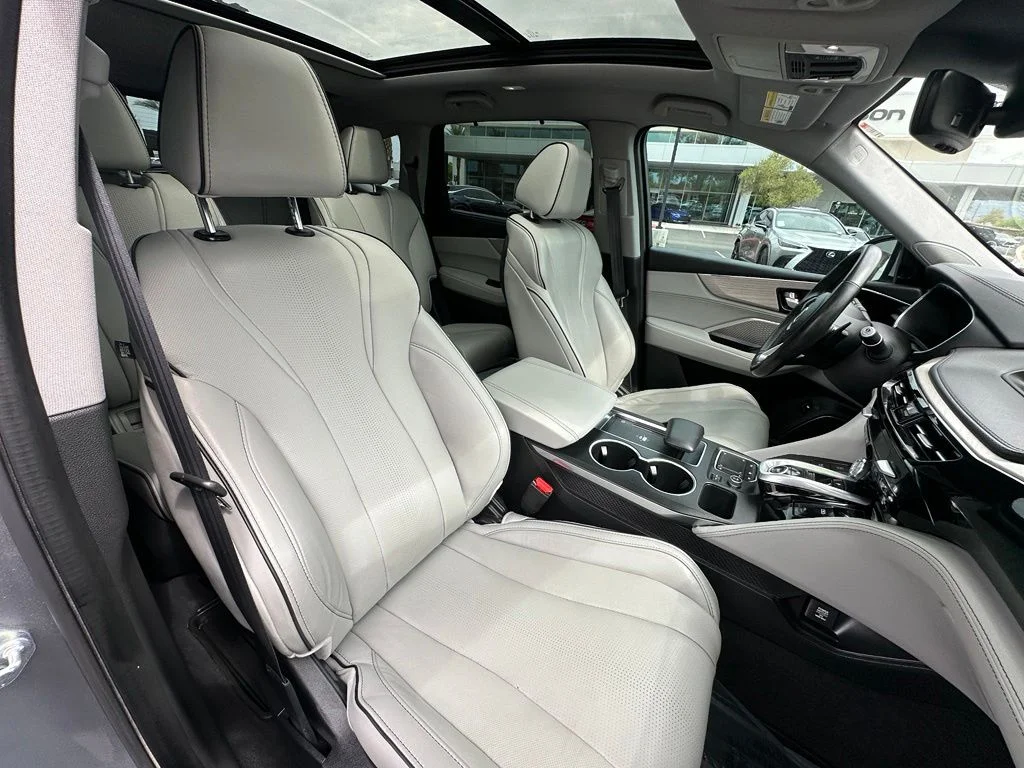 Used 2024 Silver Acura Advance image 23