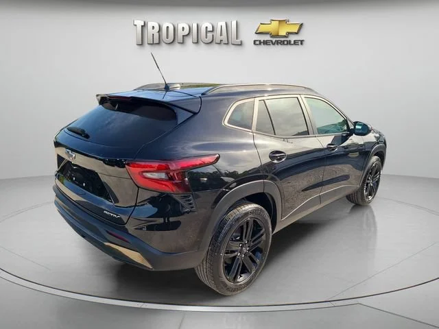 Used 2024 Mosaic Black Metallic Chevrolet ACTIV image 5