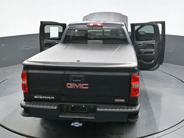 Used 2015 Silver GMC SLT image 27