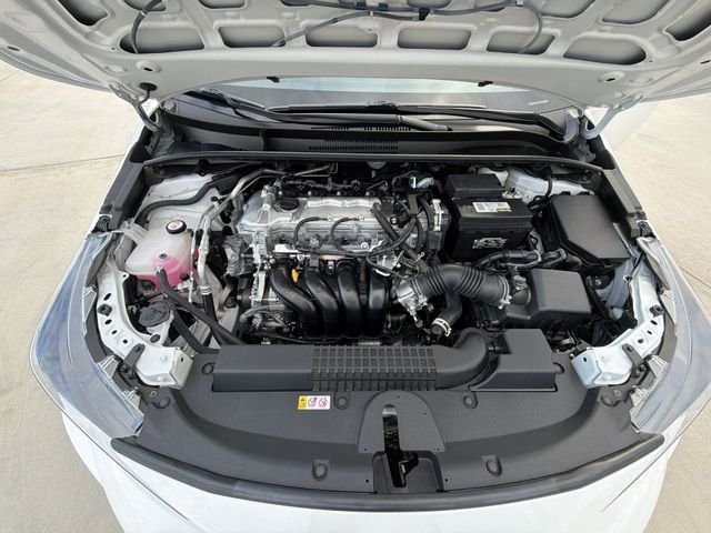 Certified Used 2022 White Toyota LE image 31