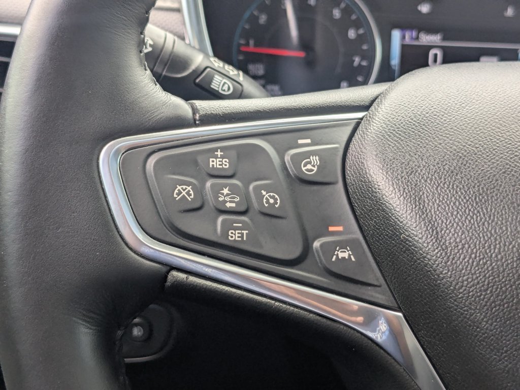 Used 2018 Summit White Chevrolet Premier image 24