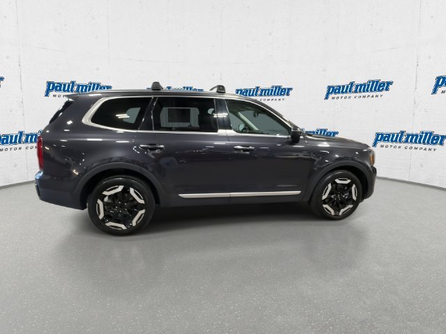 Used 2025 Gray Kia S image 12